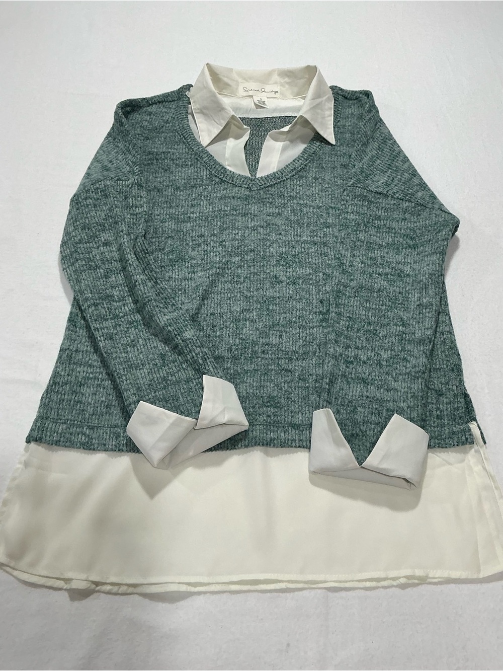 French Laundry Women’s Small Green Layered V-Neck Sweater Shirt